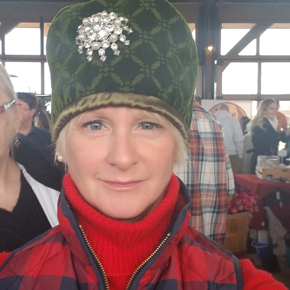 Meet your Posher, Lisa